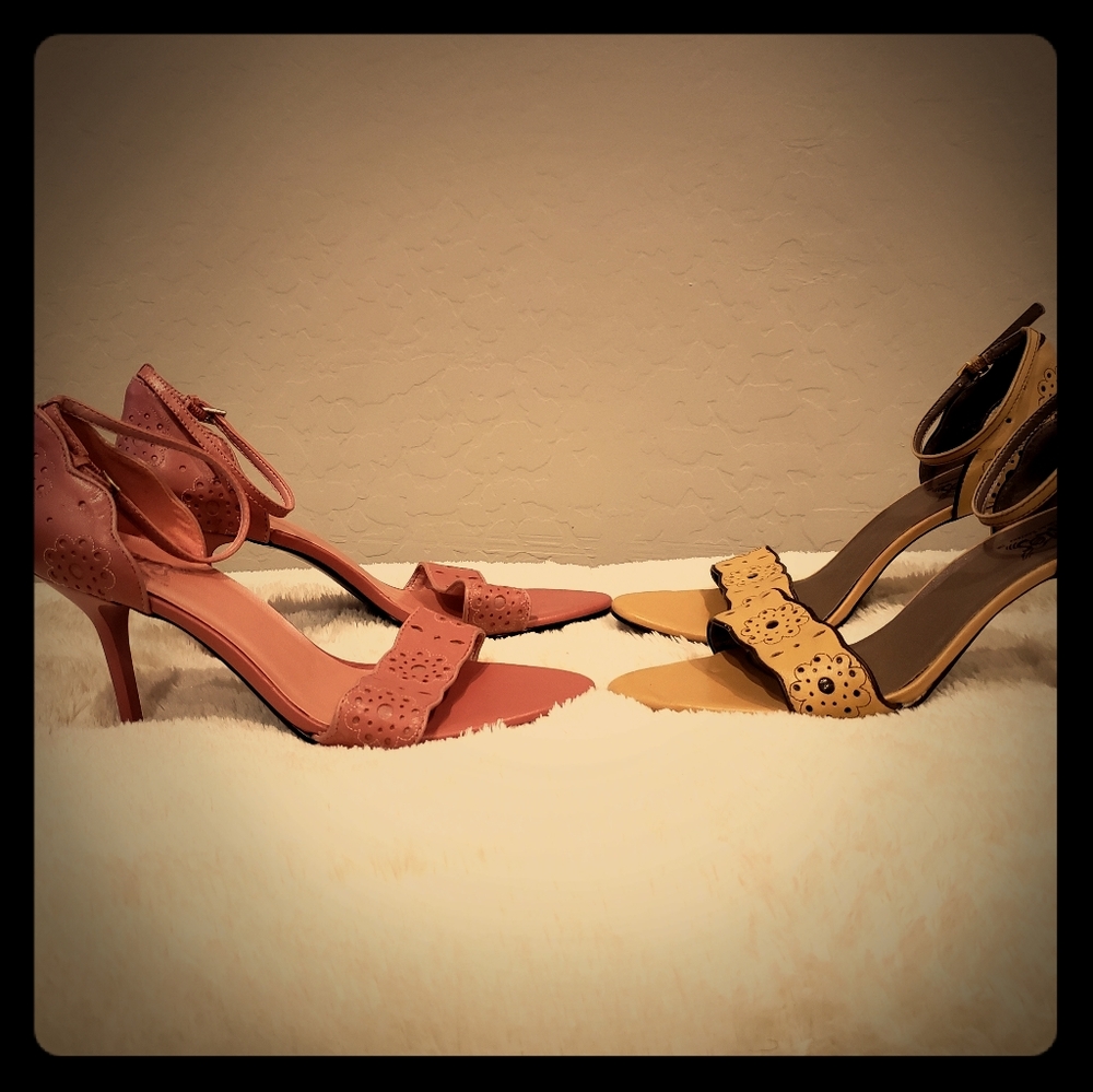 Carlos Santana Sandals Heeled, Pink pair only